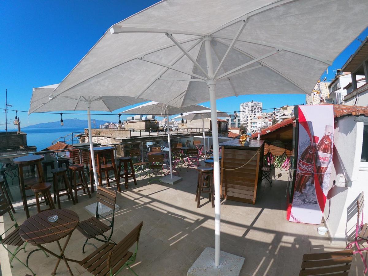 Honey Apartments Near Promenade Sarandë Buitenkant foto