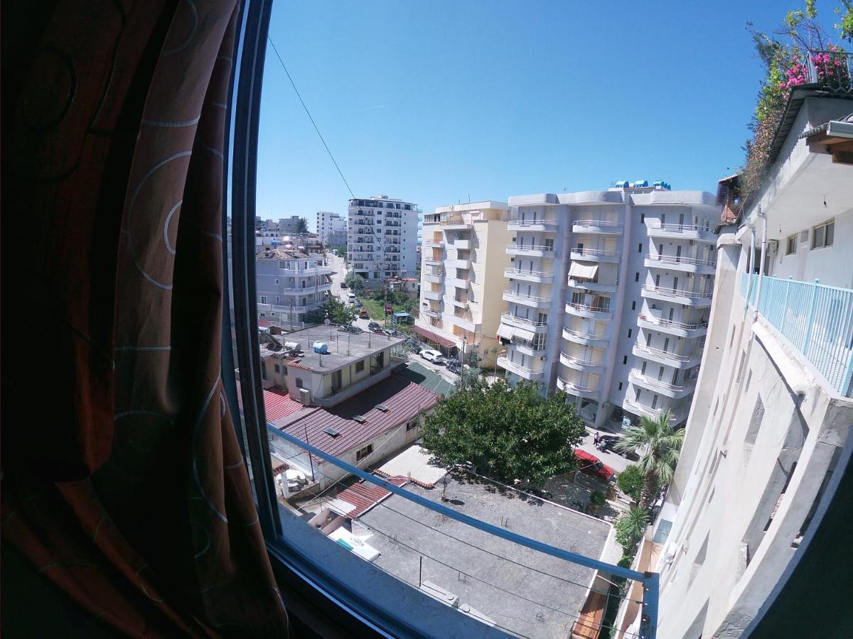 Honey Apartments Near Promenade Sarandë Buitenkant foto